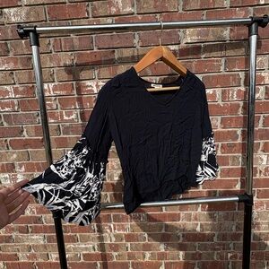 Billabong Peasant sleeve blouse